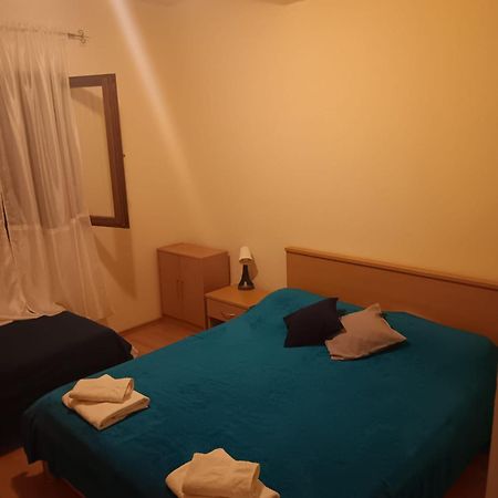 Apartments Luka Убли Экстерьер фото