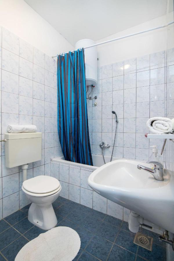 Apartments Luka Убли Экстерьер фото