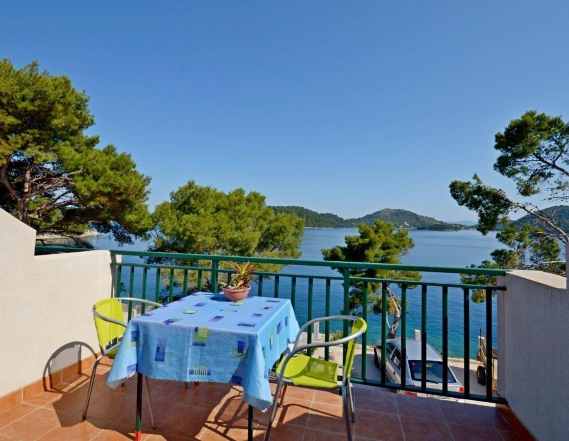 Apartments Luka Убли Экстерьер фото