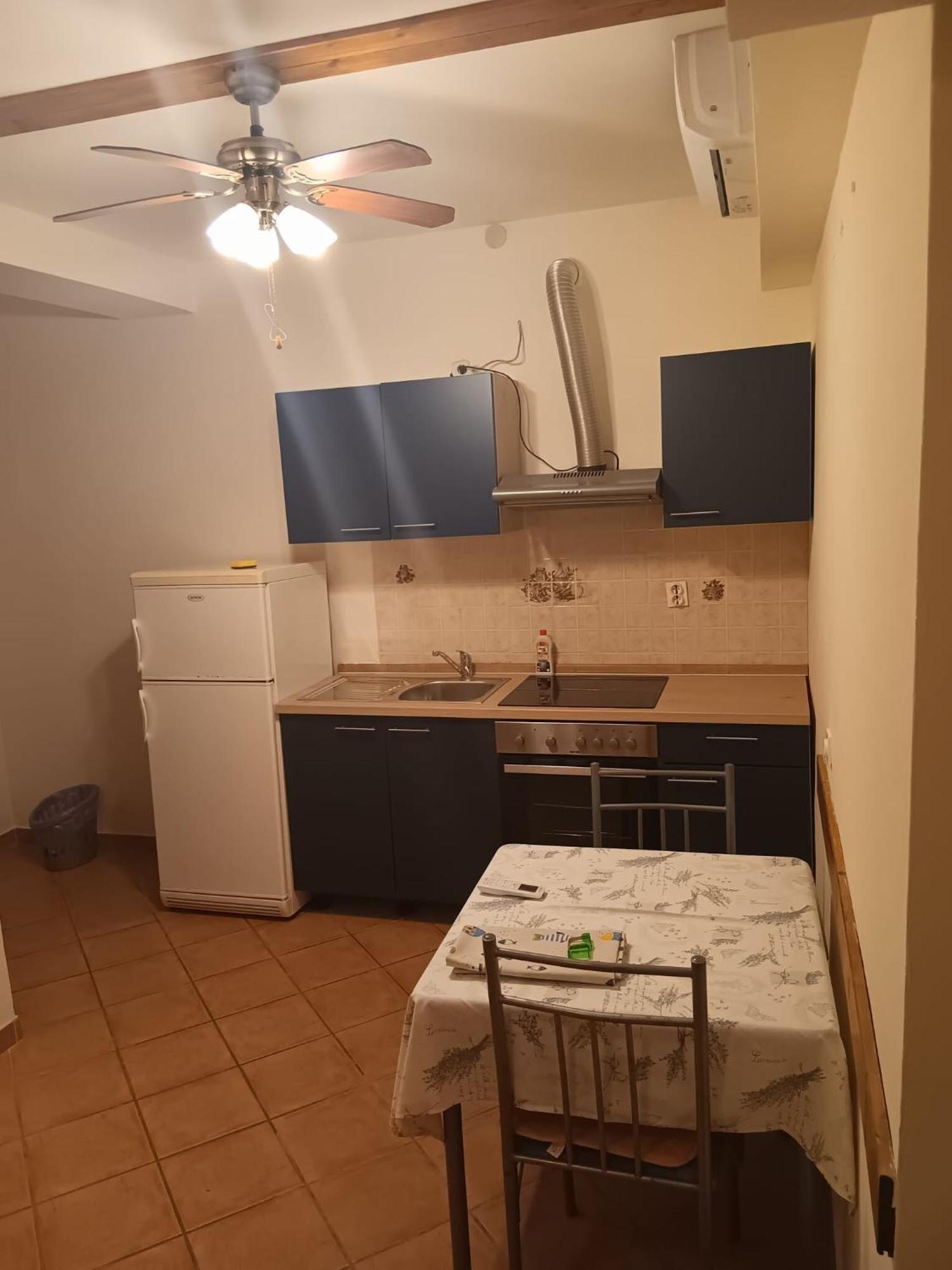 Apartments Luka Убли Экстерьер фото