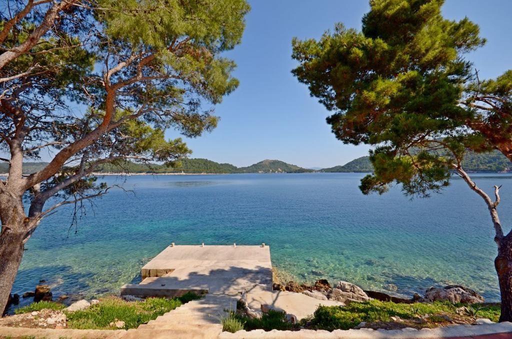 Apartments Luka Убли Экстерьер фото