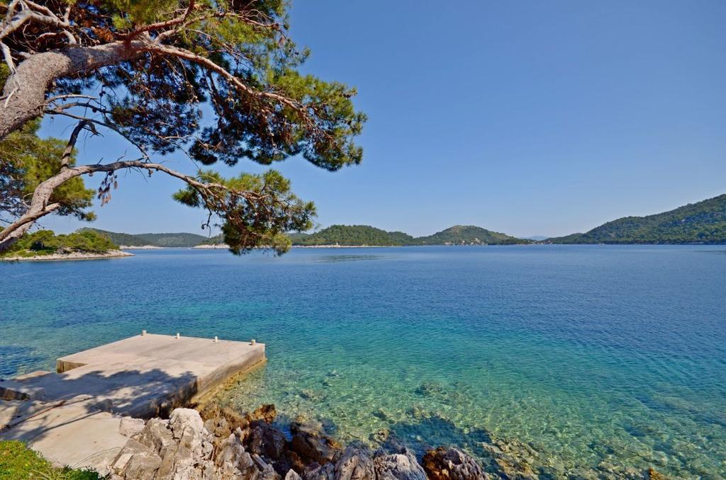 Apartments Luka Убли Экстерьер фото