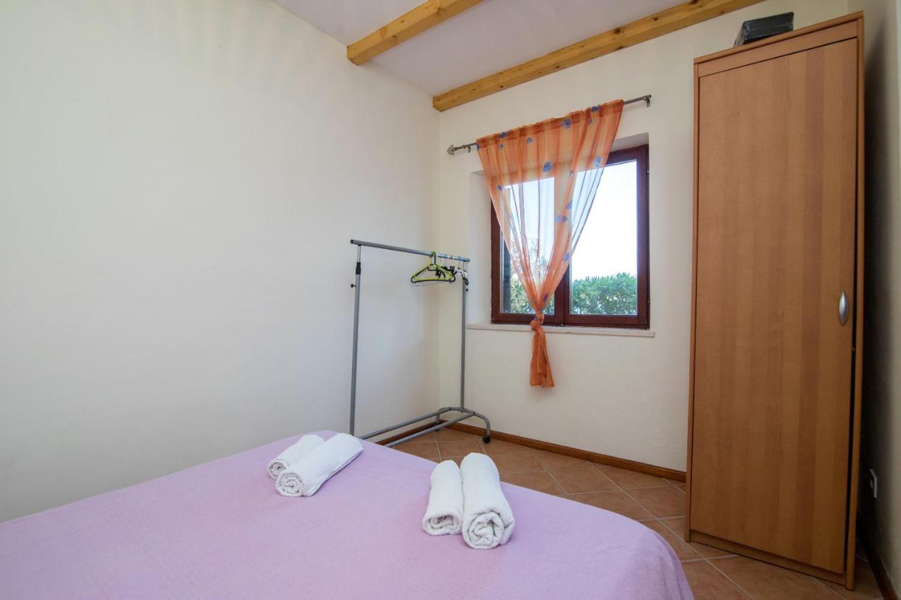 Apartments Luka Убли Экстерьер фото